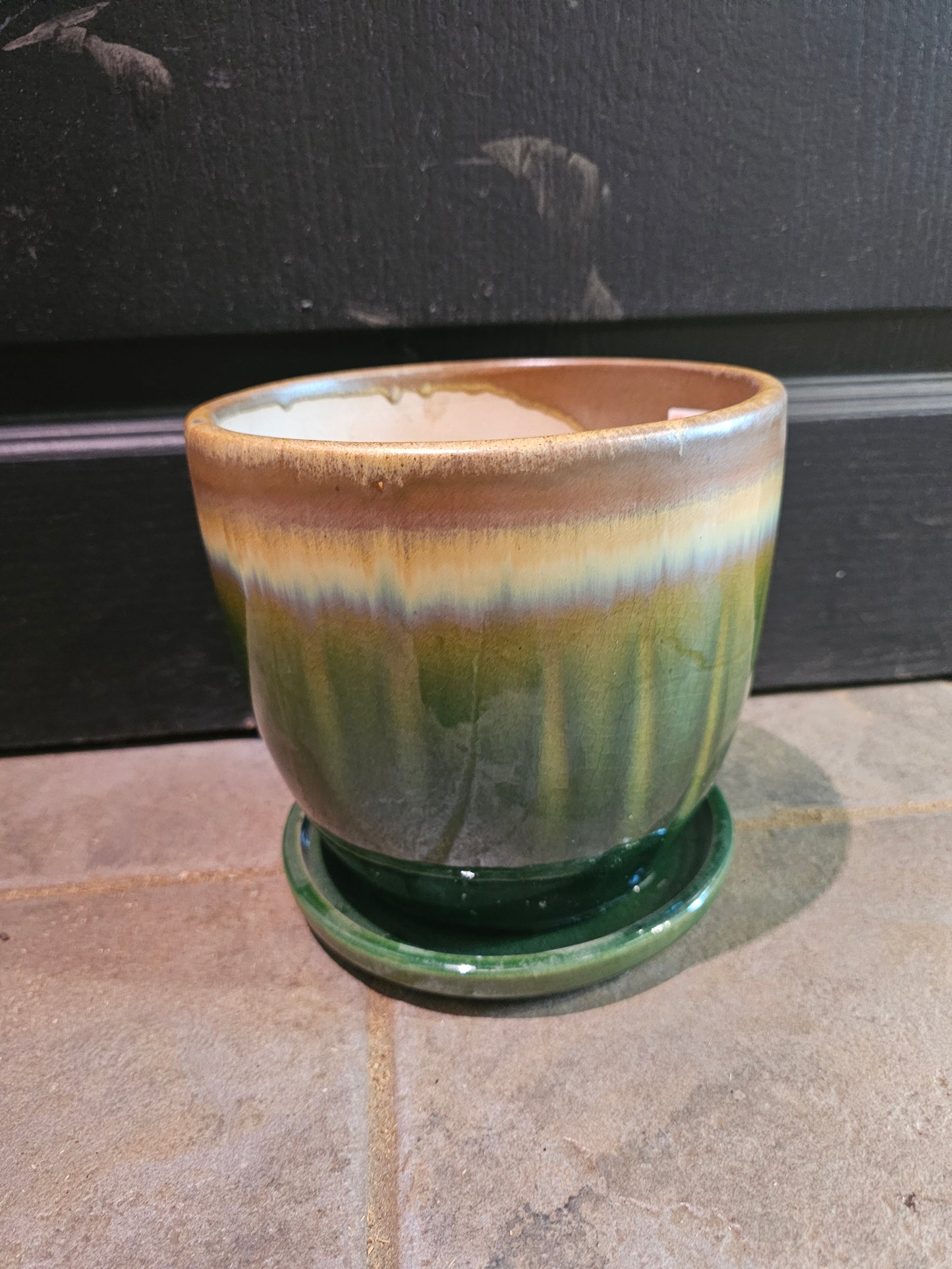 Fusion Egg Pot W/ Saucer 'Green'