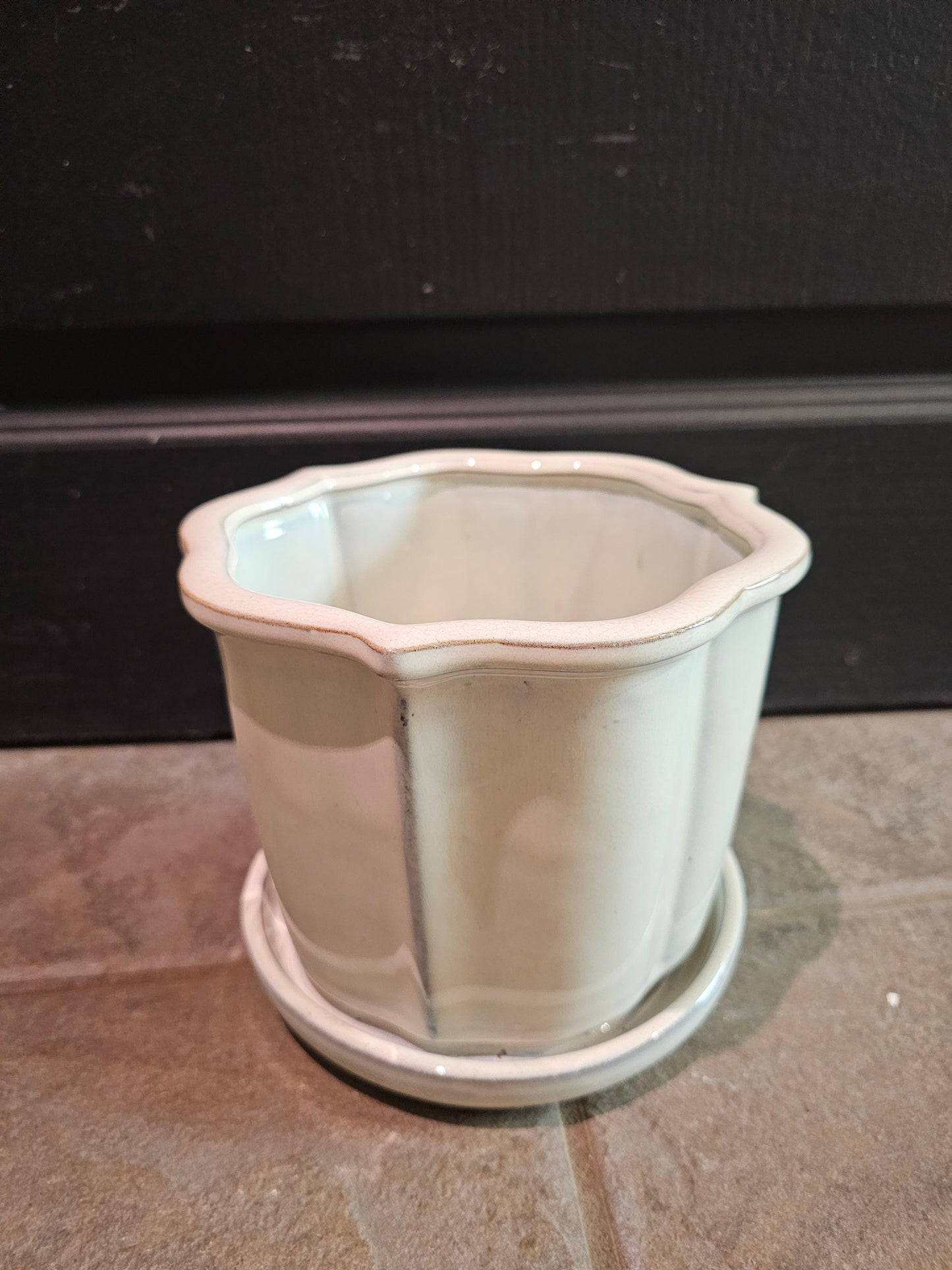 Tulip Pot 'Cream'