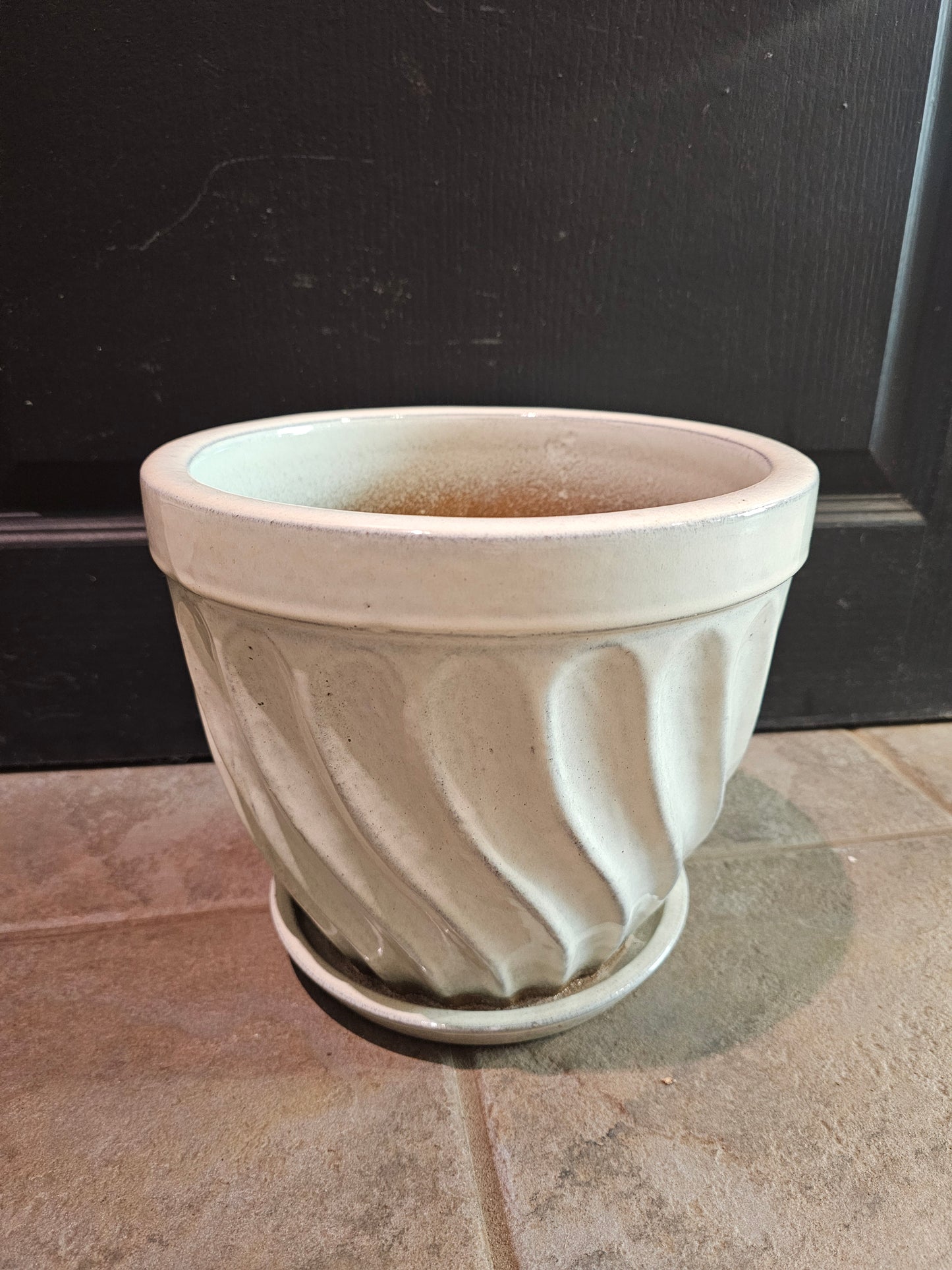 Wisker Pot 'Cream'