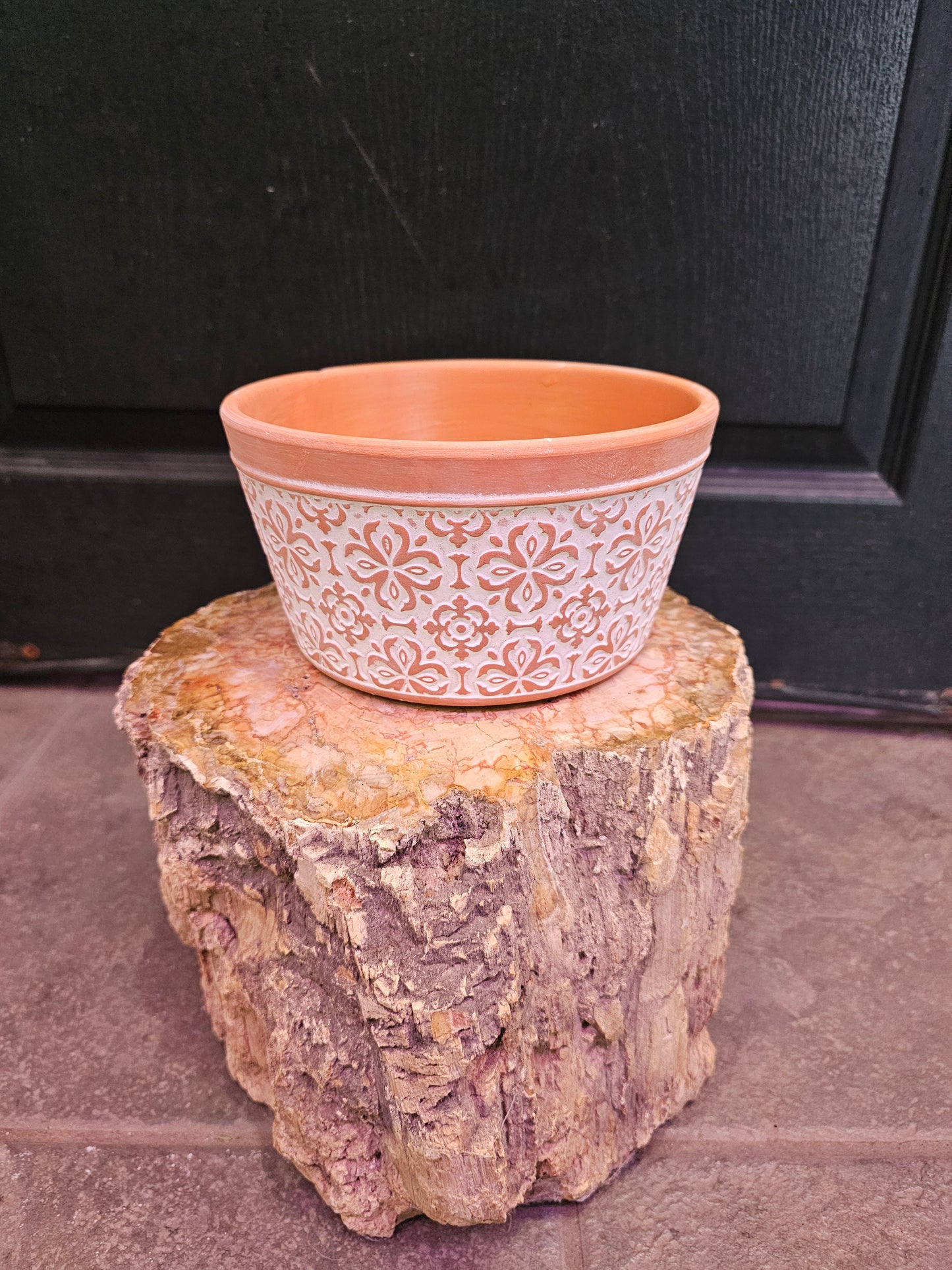 Elliot Terra Cotta Planter