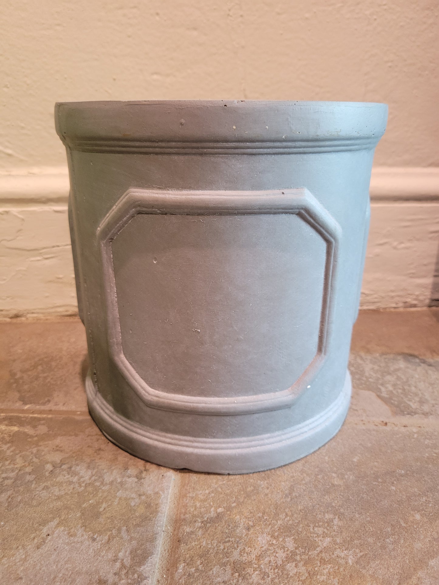 Traditional Round - Gray (FiberClay)