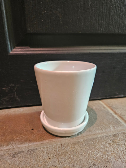 Tapered Rd w/Saucer White