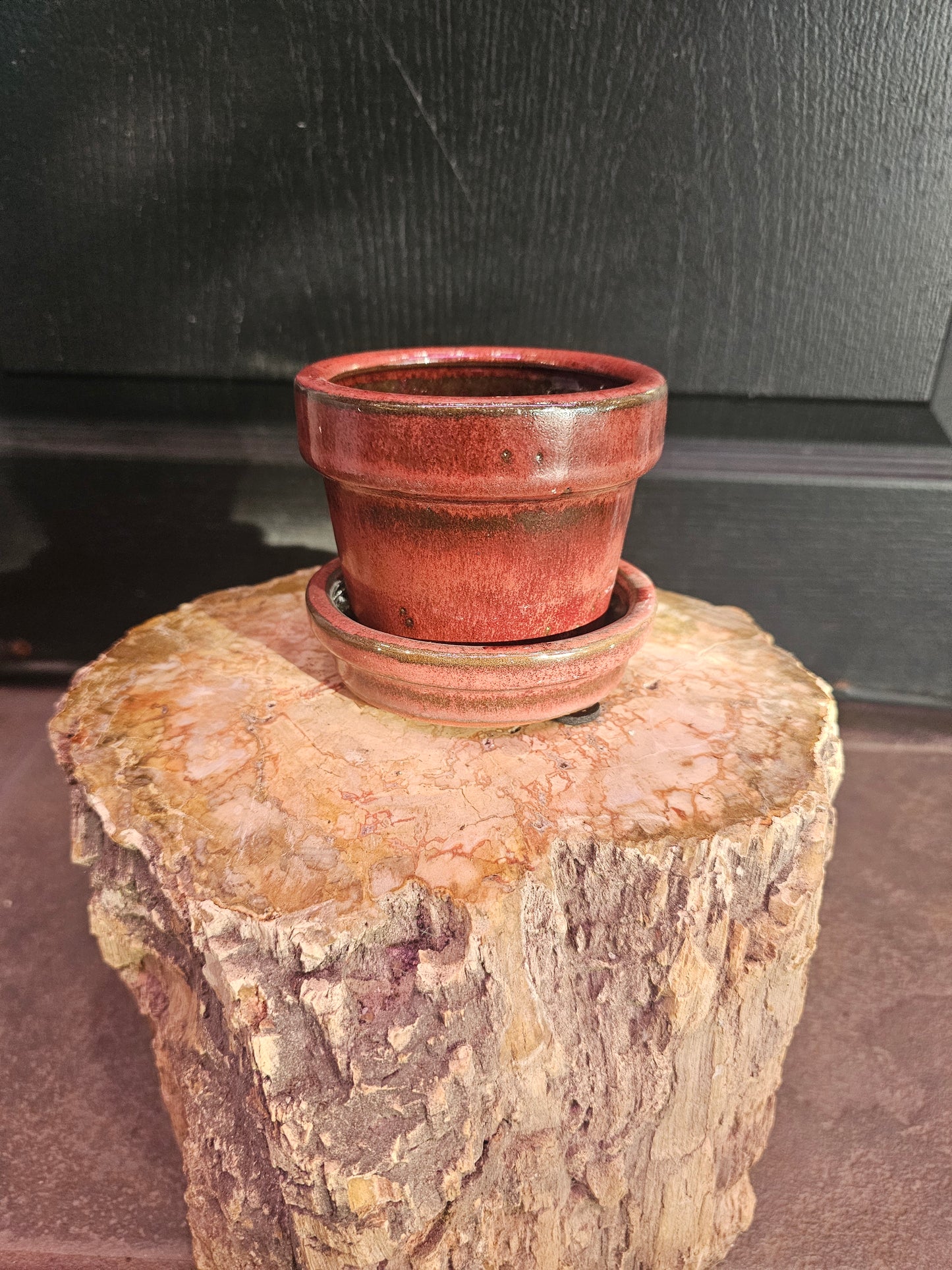Glazed Pot W / Saucer