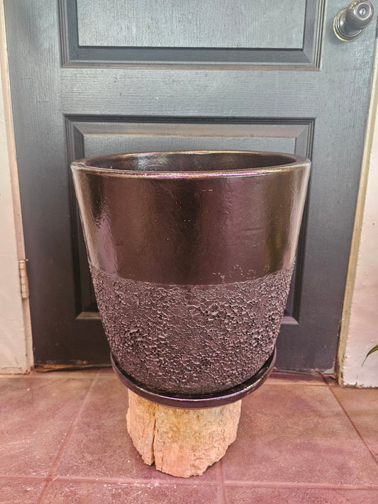 Two-Tone Egg Pot 'Black'