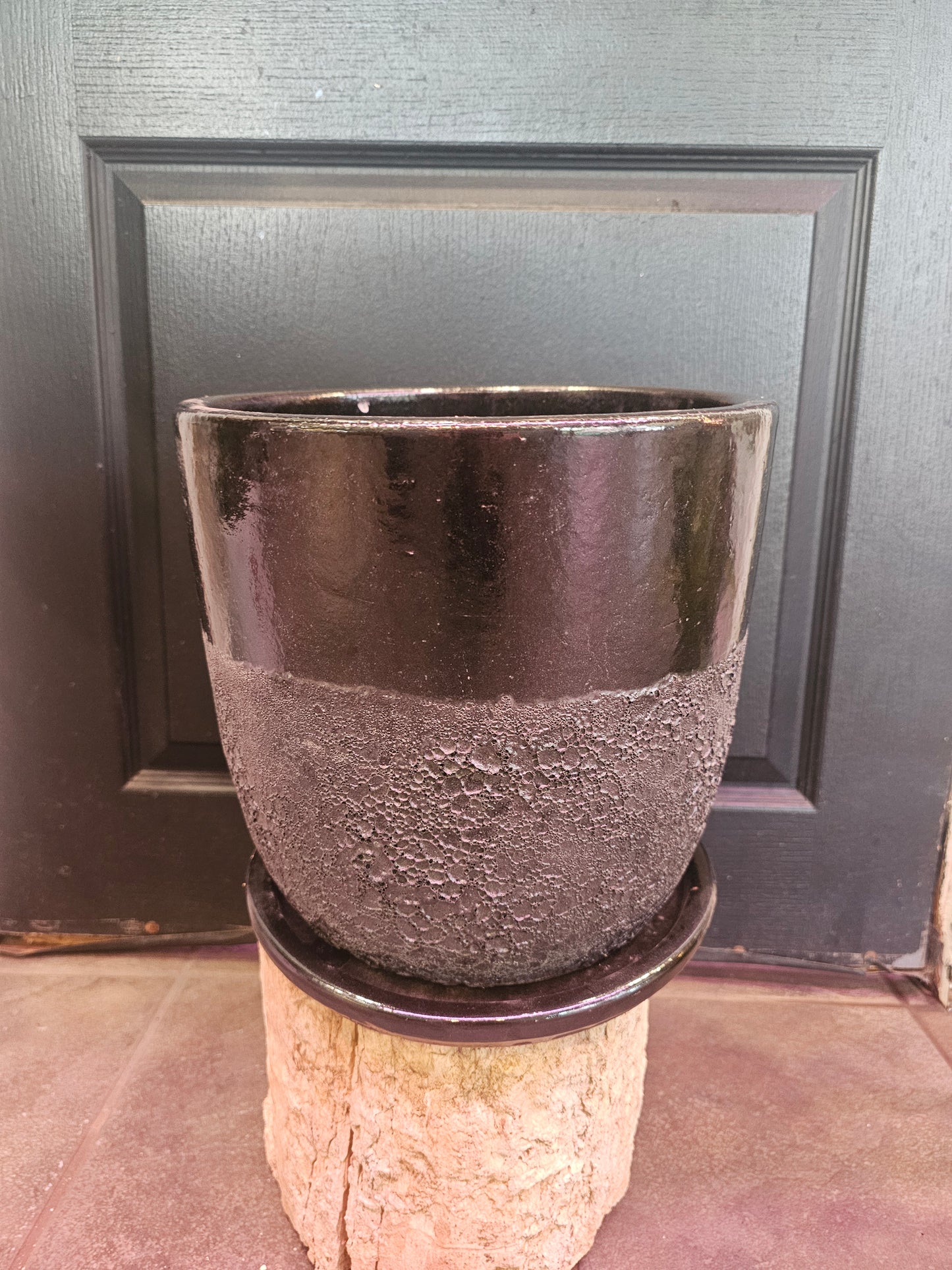 Two-Tone Egg Pot 'Black'